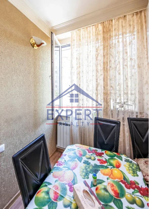 ՔԱՆԱՔԵՌ-ԶԵՅԹՈՒՆ, ՄԻՆԱՍ ԱՎԵՏԻՍՅԱՆ ՓՈՂՈՑ, 4 ՍԵՆՅԱԿ