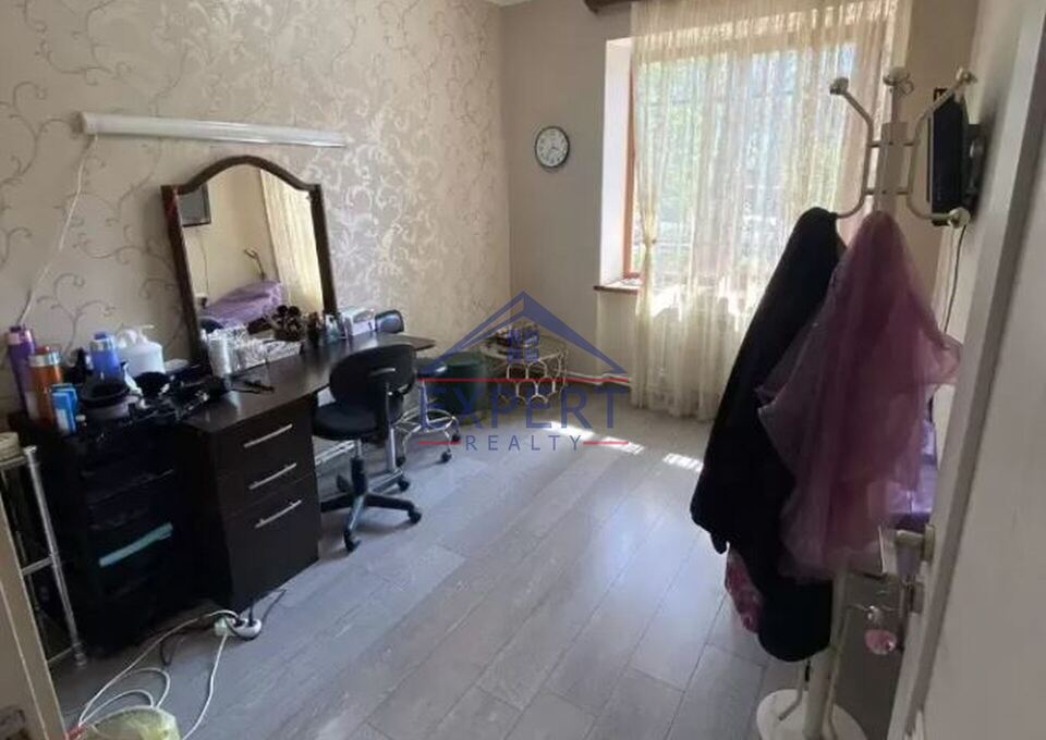 ԱՐԱԲԿԻՐ,ՀԱՅՈԲ ՀԱԿՈԲՅԱՆ ՓՈՂՈՑ 3 ՍԵՆՅԱԿ