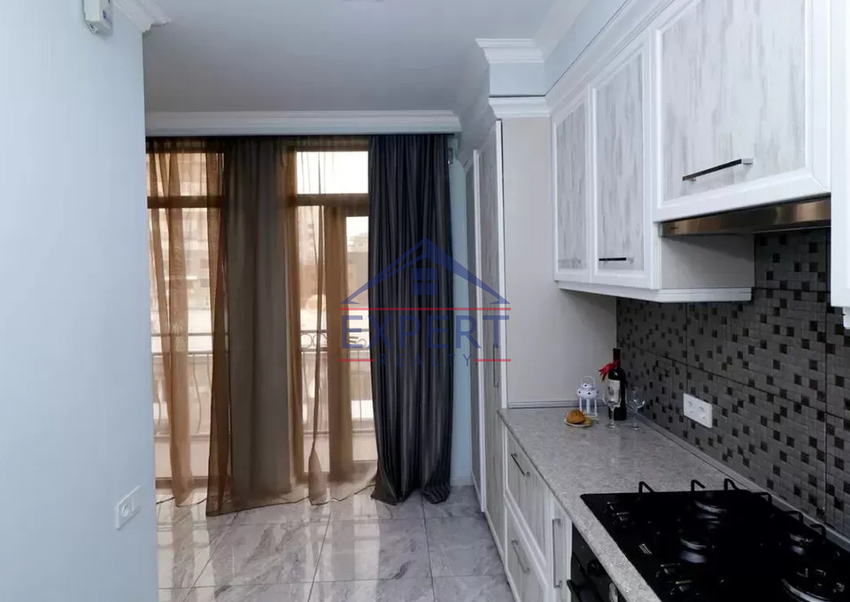 ԿԵՆՏՐՈՆ,ՆԱԼԲԱՆԴՅԱՆ ՓՈՂՈՑ  3 ՍԵՆՅԱԿ