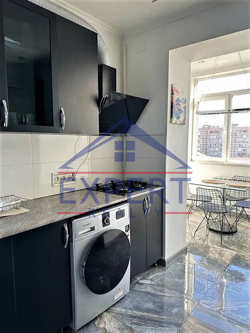 ԱՐԱԲԿԻՐ, ԳՐԻԲՈՅԵԴՈՎԻ ՓՈՂՈՑ, 3 ՍԵՆՅԱԿ