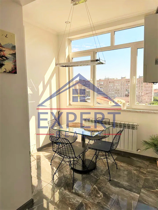 ԱՐԱԲԿԻՐ, ԳՐԻԲՈՅԵԴՈՎԻ ՓՈՂՈՑ, 3 ՍԵՆՅԱԿ