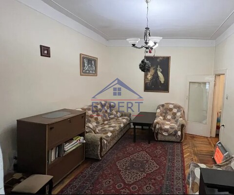 ԿԵՆՏՐՈՆ, ՆԱՐ ԴՈՍԻ ՓՈՂՈՑ, 2 ՍԵՆՅԱԿ