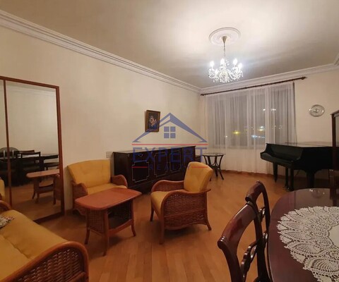 ԿԵՆՏՐՈՆ, ՉԱՐԵՆՑԻ ՓՈՂՈՑ, 2 ՍԵՆՅԱԿ