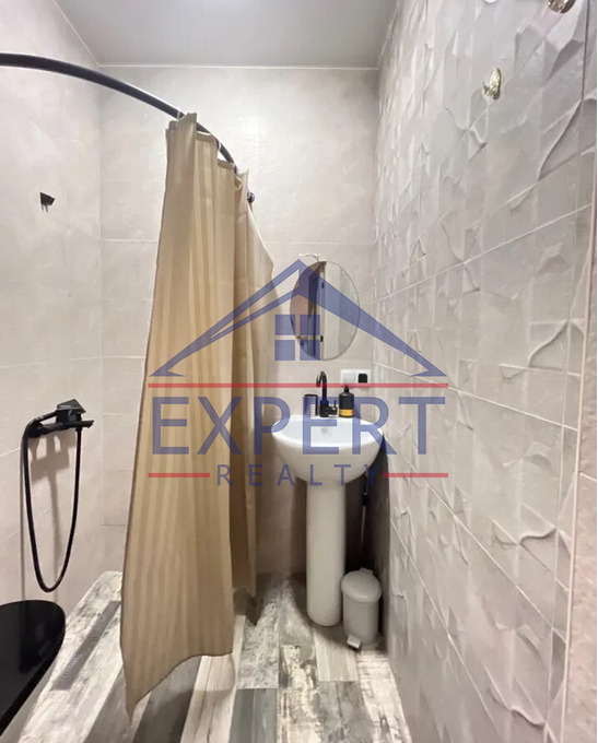 ԿԵՆՏՐՈՆ, ԽՈՐԵՆԱՑԻ ՓՈՂՈՑ, 2 ՍԵՆՅԱԿ