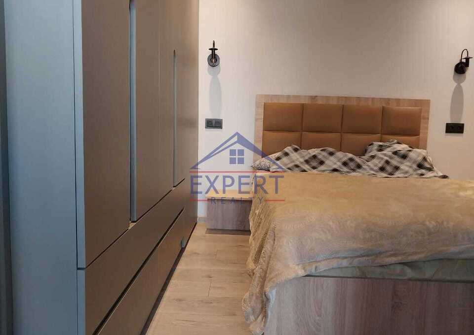 ԿԵՆՏՐՈՆ, ԱՄԻՐՅԱՆ ՓՈՂՈՑ, 2 ՍԵՆՅԱԿ