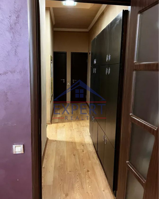ԿԵՆՏՐՈՆ, ՏԻԳՐԱՆ ՄԵԾ ՊՈՂՈՏԱ, 2 ՍԵՆՅԱԿ