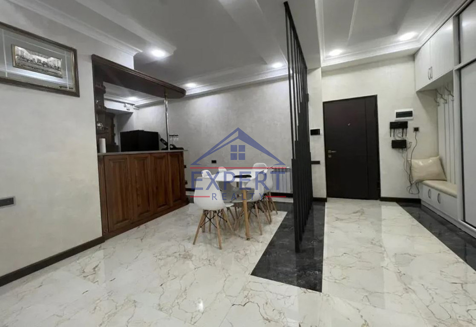ԱՐԱԲԿԻՐ, ՕՐԲԵԼԻ ԵՂԲԱՅՐՆԵՐ ՓՈՂՈՑ, 5 ՍԵՆՅԱԿ