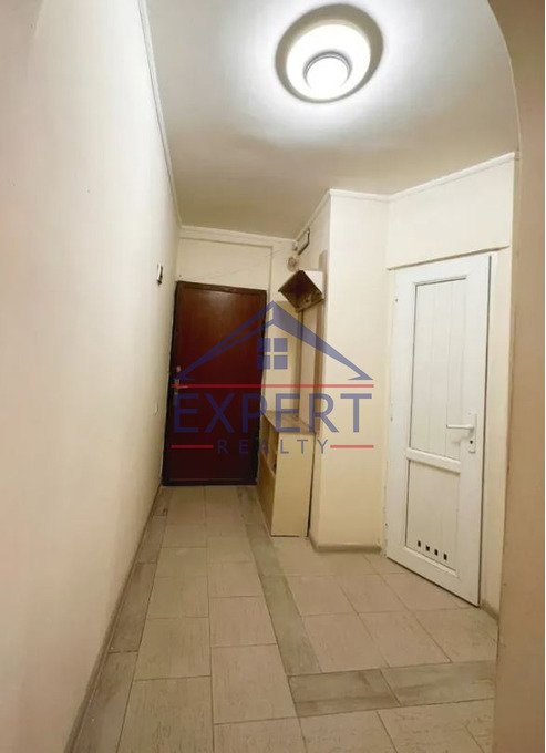 ՔԱՆԱՔԵՌ ԶԵՅԹՈՒՆ, ՌՈՒԲԻՆՅԱՆՑ ՓՈՂՈՑ, 3 ՍԵՆՅԱԿ
