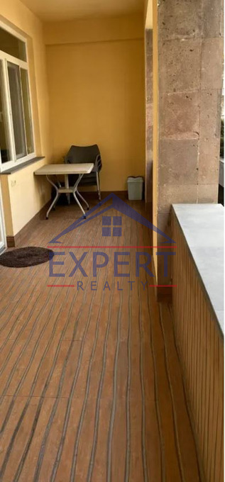 ԿԵՆՏՐՈՆ, ՀՅՈՒՍԻԱՅԻՆ ՊՈՂՈՏԱ, 3 ՍԵՆՅԱԿ