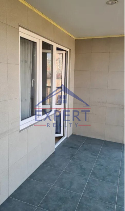 ԿԵՆՏՐՈՆ, ԶԱՔՅԱՆ ՓՈՂՈՑ, 4 ՍԵՆՅԱԿ