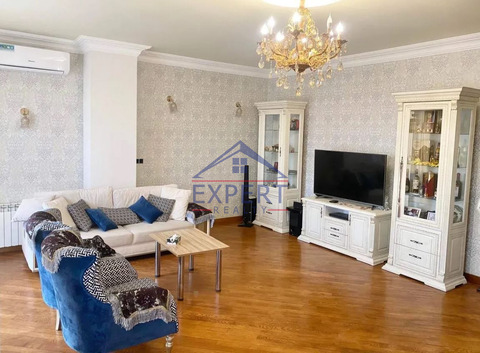 ԿԵՆՏՐՈՆ, ՎԱՐԴԱՆԱՆՑ ՓՈՂՈՑ, 3 ՍԵՆՅԱԿ