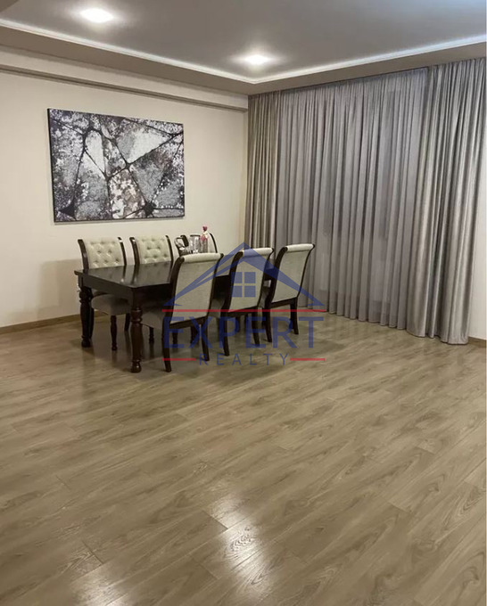 ԿԵՆՏՐՈՆ, ԽՈՐԵՆԱՑՈՒ ՓՈՂՈՑ, 3 ՍԵՆՅԱԿ