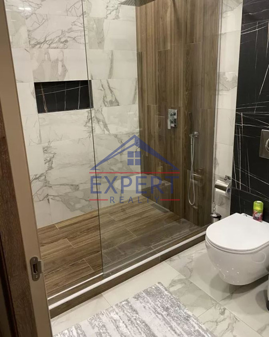 ԿԵՆՏՐՈՆ, ԽՈՐԵՆԱՑՈՒ ՓՈՂՈՑ, 3 ՍԵՆՅԱԿ