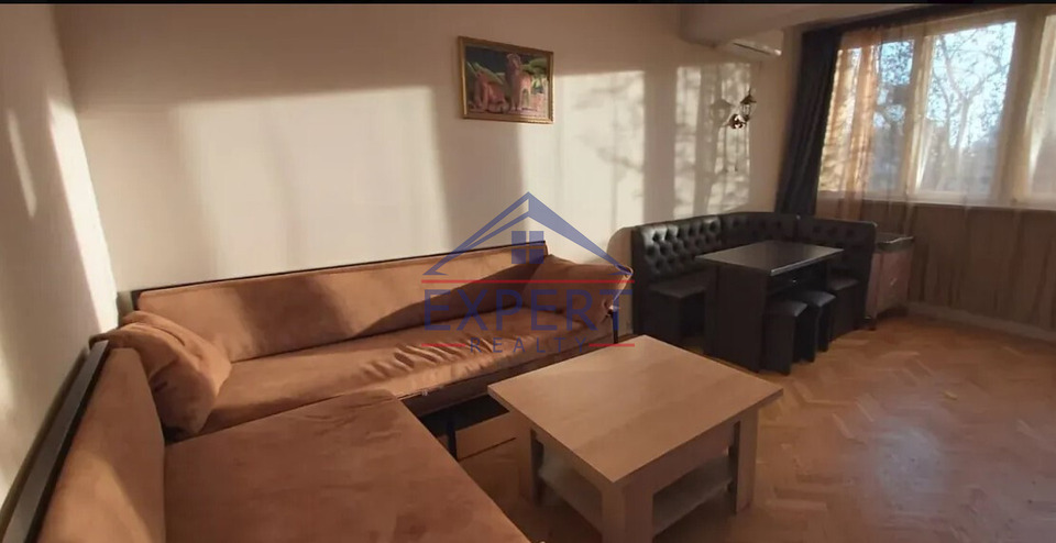 ԱՐԱԲԿԻՐ, ՀՐԱՉՅԱ ՔՈՉԱՐ ՓՈՂՈՑ, 3 ՍԵՆՅԱԿ