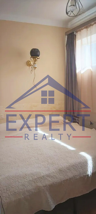 ԱՐԱԲԿԻՐ, ՀՐԱՉՅԱ ՔՈՉԱՐ ՓՈՂՈՑ, 3 ՍԵՆՅԱԿ