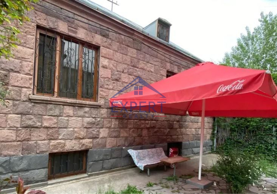 ԷՐԵԲՈՒՆԻ, ՆՈՐ ԱՐԵՇ, 800ՔՄ