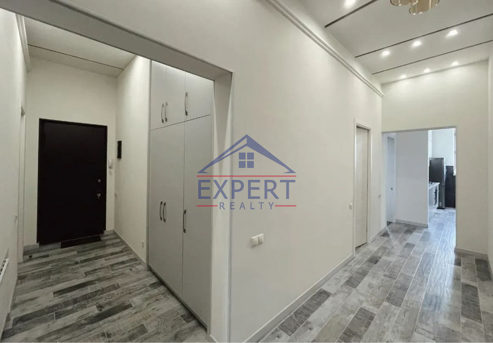 ԿԵՆՏՐՈՆ,  ԲԱՂՐԱՄՅԱՆ ՊՈՂՈՏԱ , 4 ՍԵՆՅԱԿ