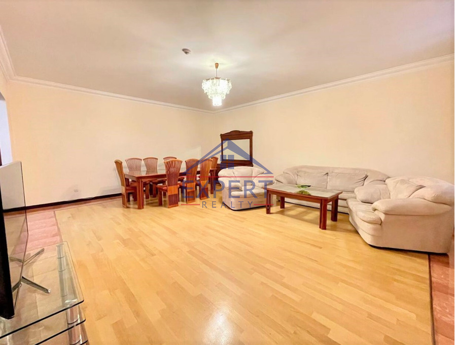 ԿԵՆՏՐՈՆ, ՀՅՈՒՍԻՍԱՅԻՆ ՊՈՂՈՏԱ, 3 ՍԵՆՅԱԿ