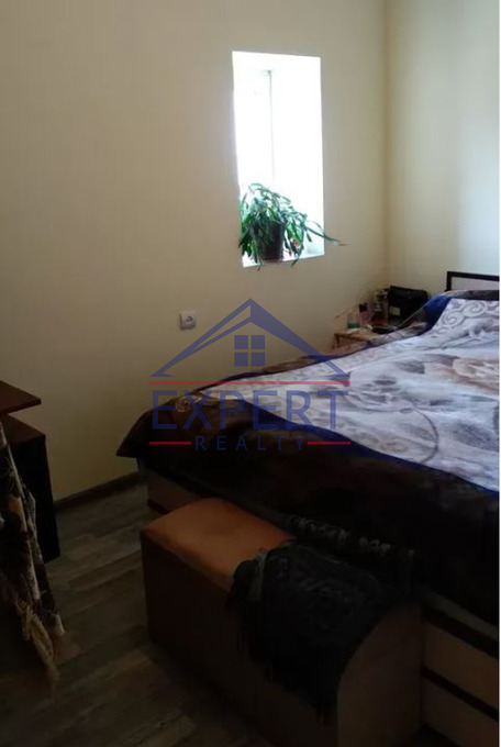 ԱՐԱԲԿԻՐ, ԱՐԾՐՈՒՆՈՒ ՓՈՂՈՑ, 4 ՍԵՆՅԱԿ