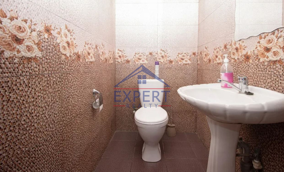 ԱՐԱԲԿԻՐ, ԱՐԾՐՈՒՆՈՒ ՓՈՂՈՑ, 4 ՍԵՆՅԱԿ