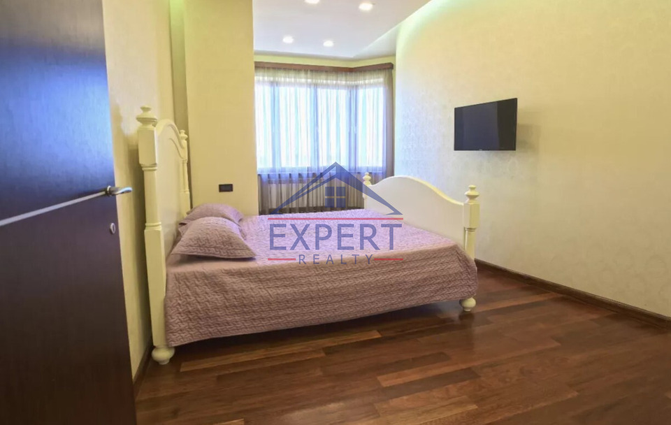 ԿԵՆՏՐՈՆ, ՎԱՐԴԱՆԱՆՑ  ՓՈՂՈՑ, 3 ՍԵՆՅԱԿ