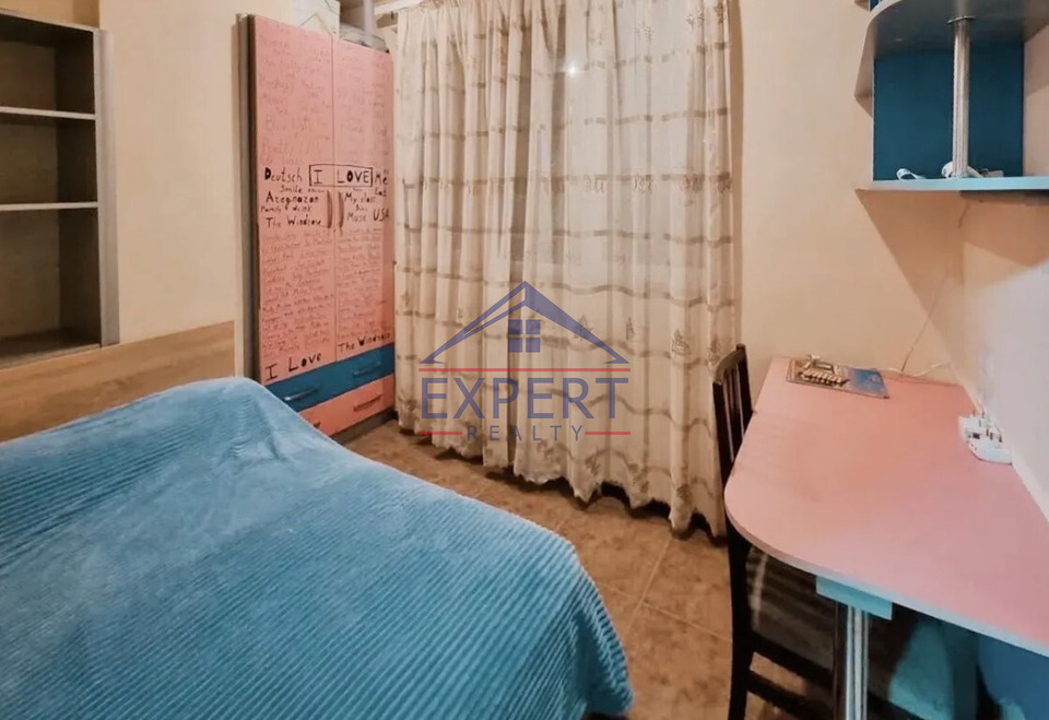 ԿԵՆՏՐՈՆ, ԼԵՄԿԻՆԻ ՓՈՂՈՑ, 3 ՍԵՆՅԱԿ