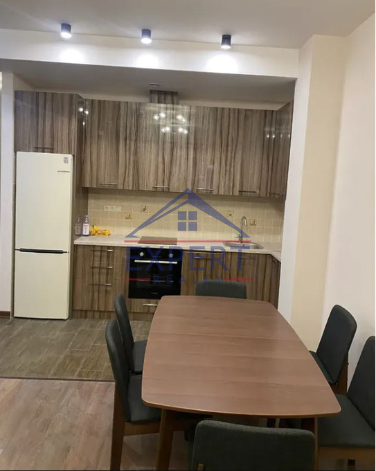 ՔԱՆԱՔԵՌ-ԶԵՅԹՈՒՆ ԴԱՎԻԹ ԱՆՀԱՂԹԻ ՓՈՂՈՑ, 2 ՍԵՆՅԱԿ