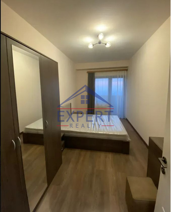 ՔԱՆԱՔԵՌ-ԶԵՅԹՈՒՆ ԴԱՎԻԹ ԱՆՀԱՂԹԻ ՓՈՂՈՑ, 2 ՍԵՆՅԱԿ
