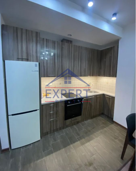 ՔԱՆԱՔԵՌ-ԶԵՅԹՈՒՆ ԴԱՎԻԹ ԱՆՀԱՂԹԻ ՓՈՂՈՑ, 2 ՍԵՆՅԱԿ