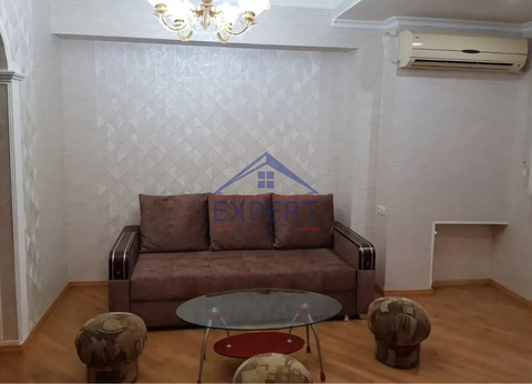 ԿԵՆՏՐՈՆ, ՍԱՅԱԹ ՆՈՎԱ ՊՈՂՈՏԱ, 2 ՍԵՆՅԱԿ