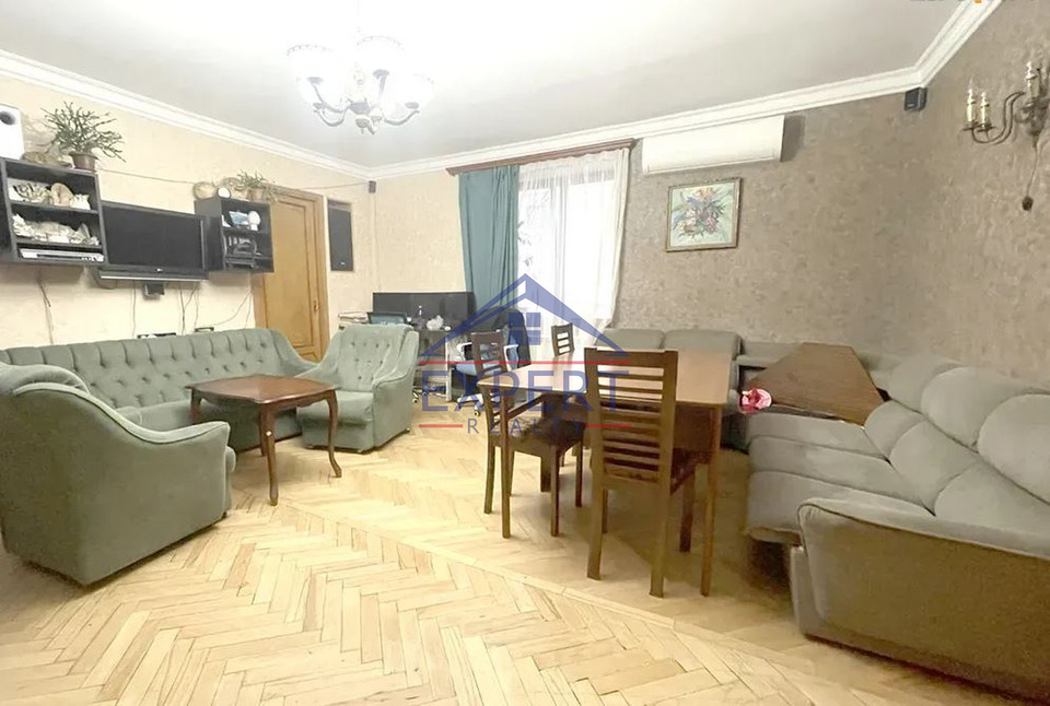 ԱՐԱԲԿԻՐ, ԱՐԱՄ ԽԱՉԱՏՐՅԱՆ ՓՈՂՈՑ, 3 ՍԵՆՅԱԿ