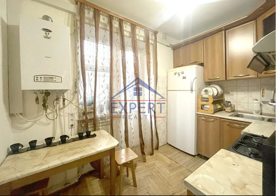 ԱՐԱԲԿԻՐ, ԱՐԱՄ ԽԱՉԱՏՐՅԱՆ ՓՈՂՈՑ, 3 ՍԵՆՅԱԿ