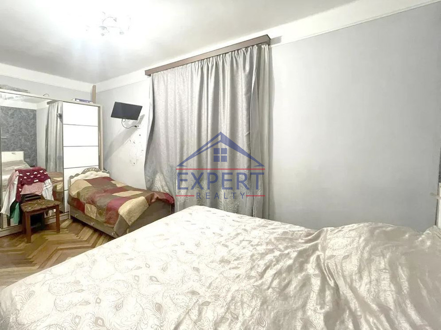 ԱՐԱԲԿԻՐ, ԱՐԱՄ ԽԱՉԱՏՐՅԱՆ ՓՈՂՈՑ, 3 ՍԵՆՅԱԿ