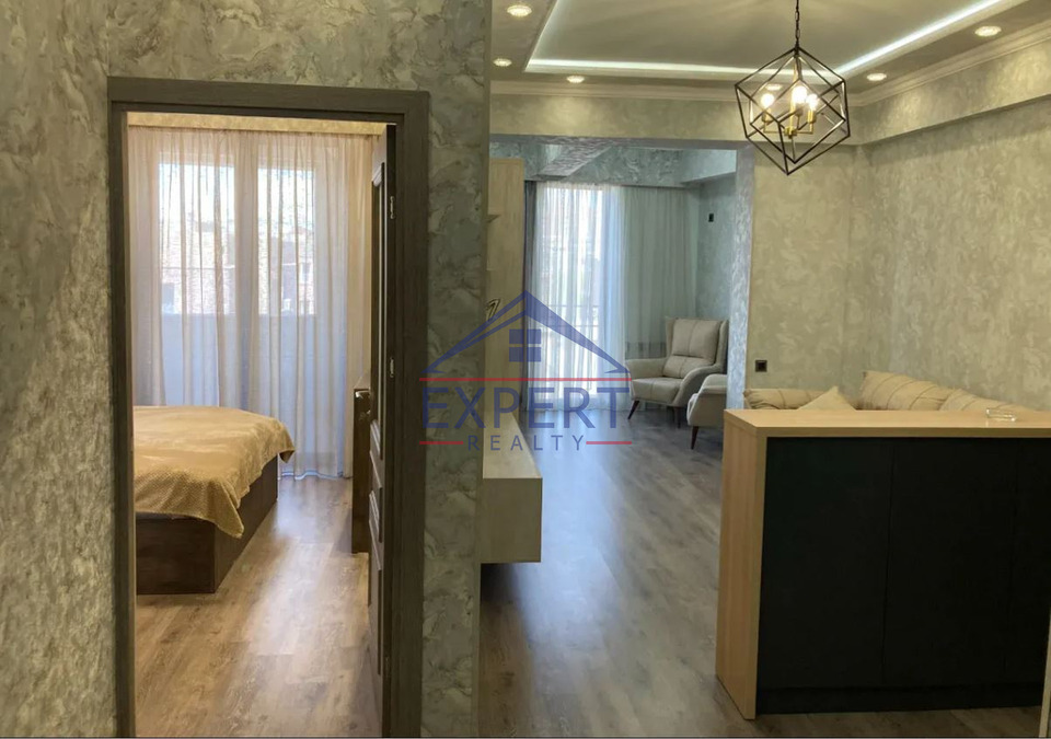 ԱՋԱՓՆՅԱԿ, ԼԵՆԻՆԳՐԱԴՅԱՆ ՓՈՂՈՑ, 2 ՍԵՆՅԱԿ