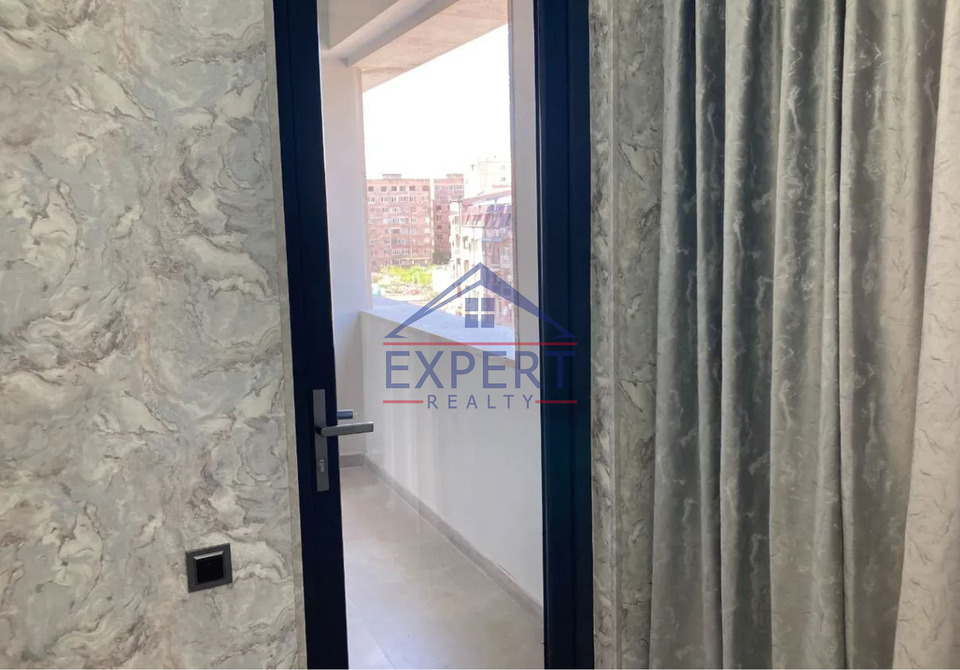 ԱՋԱՓՆՅԱԿ, ԼԵՆԻՆԳՐԱԴՅԱՆ ՓՈՂՈՑ, 2 ՍԵՆՅԱԿ