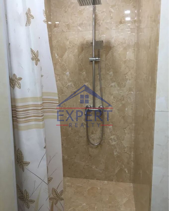 ՇԵՆԳԱՎԻԹ, ԲԱԳՐԱՏՈՒՆՅԱՑ ՓՈՂՈՑ, 1 ՍԵՆՅԱԿ