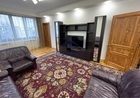 ԱՐԱԲԿԻՐ, ՎԱՀՐԱՄ ՓԱՓԱԶՅԱՆ ՓՈՂՈՑ, 2 ՍԵՆՅԱԿ