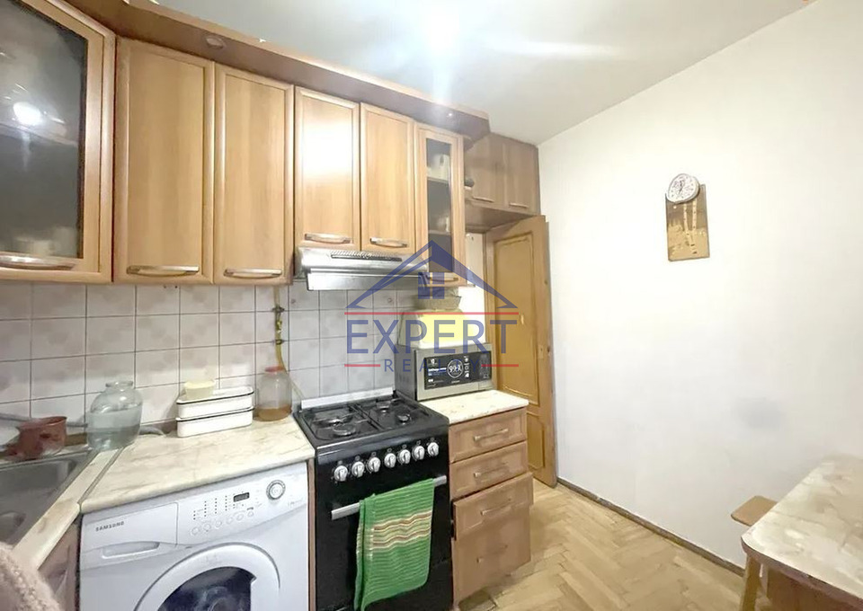 ԱՐԱԲԿԻՐ, ԱՐԱՄ ԽԱՉԱՏՐՅԱՆ ՓՈՂՈՑ, 3 ՍԵՆՅԱԿ