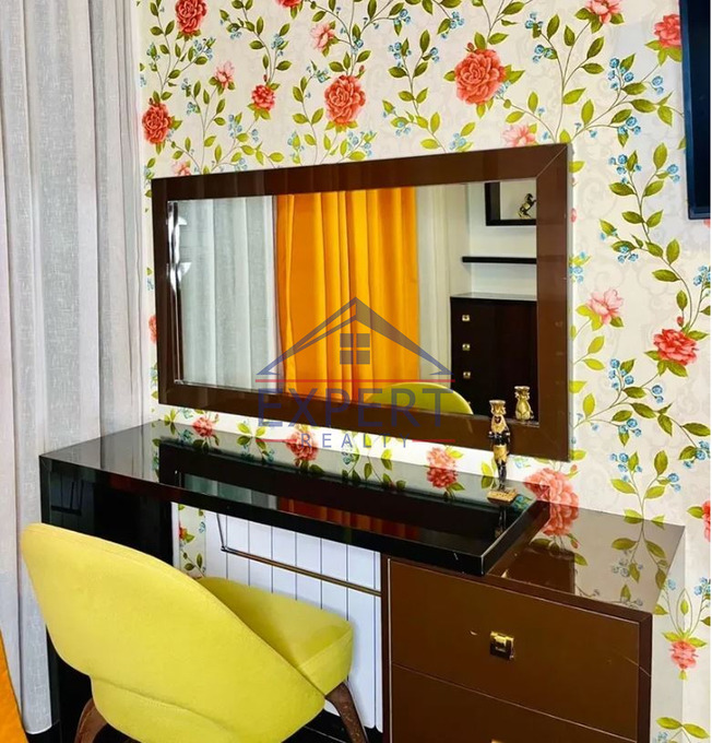 ԿԵՆՏՐՈՆ, ԿՈՂԲԱՑՈՒ ՓՈՂՈՑ, 2 ՍԵՆՅԱԿ