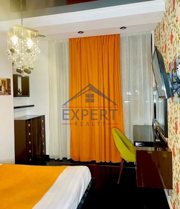 ԿԵՆՏՐՈՆ, ԿՈՂԲԱՑՈՒ ՓՈՂՈՑ, 2 ՍԵՆՅԱԿ