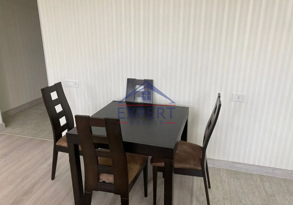 ԿԵՆՏՐՈՆ, ՄԱՇՏՈՑԻ ՊՈՂՈՏԱ, 3 ՍԵՆՅԱԿ