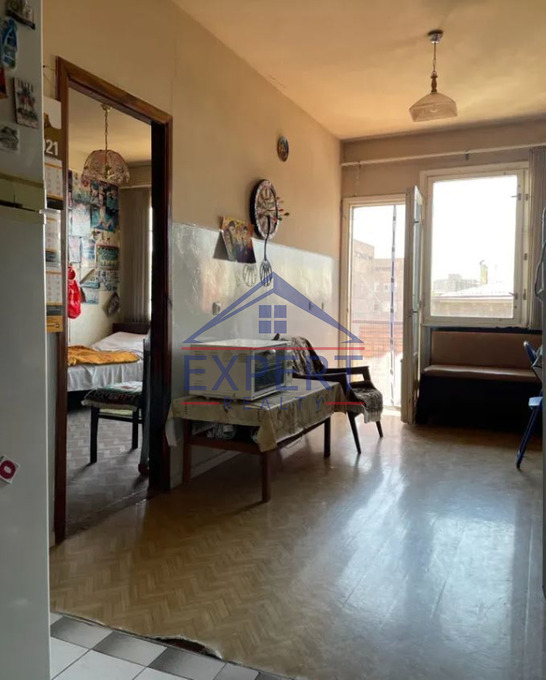 ԱՐԱԲԿԻՐ, ՎԱՀԱԳՆ ԴԱՎԹՅԱՆ ՓՈՂՈՑ, 3 ՍԵՆՅԱԿ