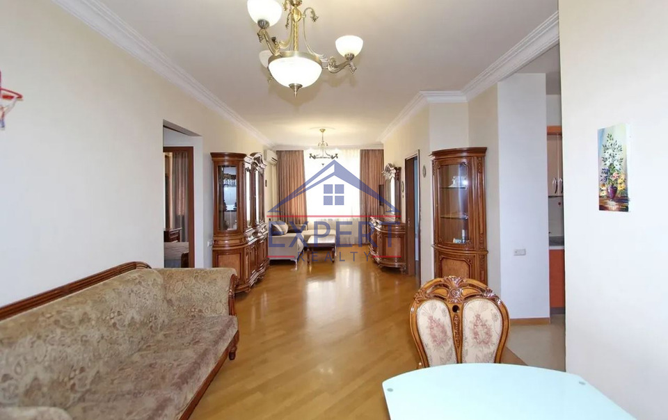 ԿԵՆՏՐՈՆ, ՍԱՅԱԹ ՆՈՎԱ ՊՈՂՈՏԱ, 3 ՍԵՆՅԱԿ