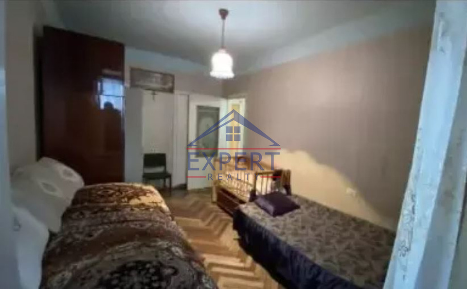 ԱՋԱՓՆՅԱԿ, Գ․ՀԱՍՐԱԹՅԱՆ ՓՈՂՈՑ, 3 ՍԵՆՅԱԿ