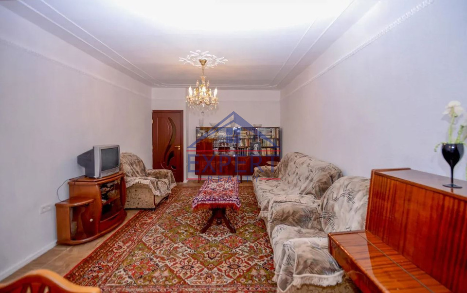 ԱՋԱՓՆՅԱԿ, ՄԱՐԳԱՐՅԱՆ ՓՈՂՈՑ, 3 ՍԵՆՅԱԿ