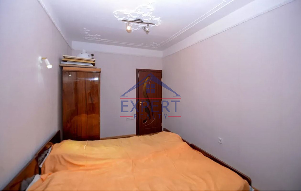 ԱՋԱՓՆՅԱԿ, ՄԱՐԳԱՐՅԱՆ ՓՈՂՈՑ, 3 ՍԵՆՅԱԿ