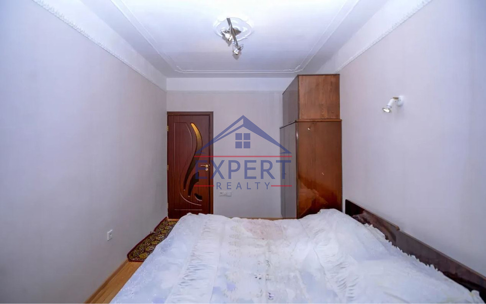 ԱՋԱՓՆՅԱԿ, ՄԱՐԳԱՐՅԱՆ ՓՈՂՈՑ, 3 ՍԵՆՅԱԿ