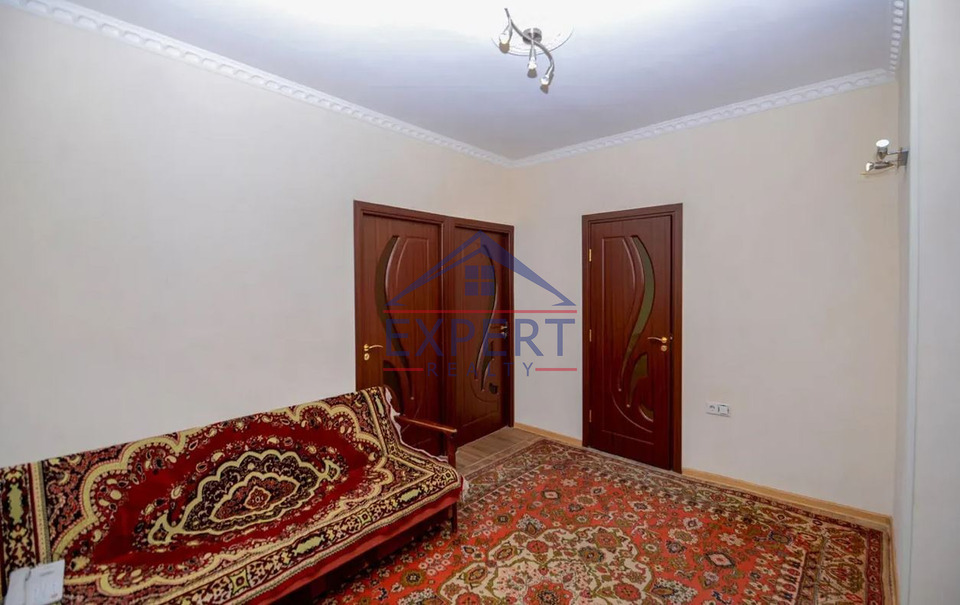 ԱՋԱՓՆՅԱԿ, ՄԱՐԳԱՐՅԱՆ ՓՈՂՈՑ, 3 ՍԵՆՅԱԿ