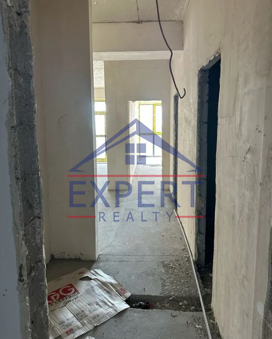ԿԵՆՏՐՈՆ, ՄՈՆԹԵ ՄԵԼՔՈՆՅԱՆ ՓՈՂՈՑ, 2 ՍԵՆՅԱԿ
