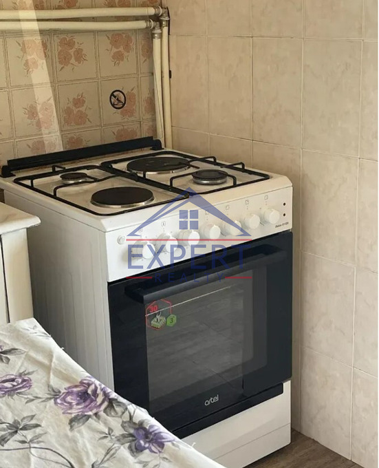 ԱՐԱԲԿԻՐ, ԿՈՄԻՏԱՍԻ ՊՈՂՈՏԱ, 3 ՍԵՆՅԱԿ